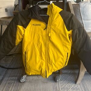 Youth 10/12 reversible Columbia puffer jacket.
